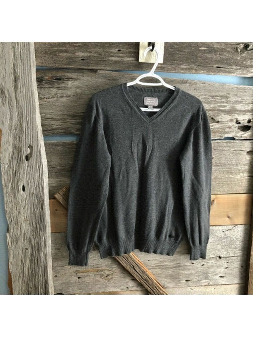 𝅺roots 73 Size XS Grey V-neck sweater